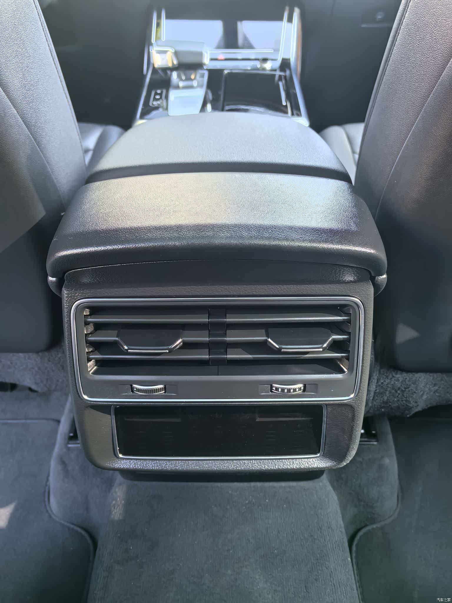 Audi Q7, 2023 12