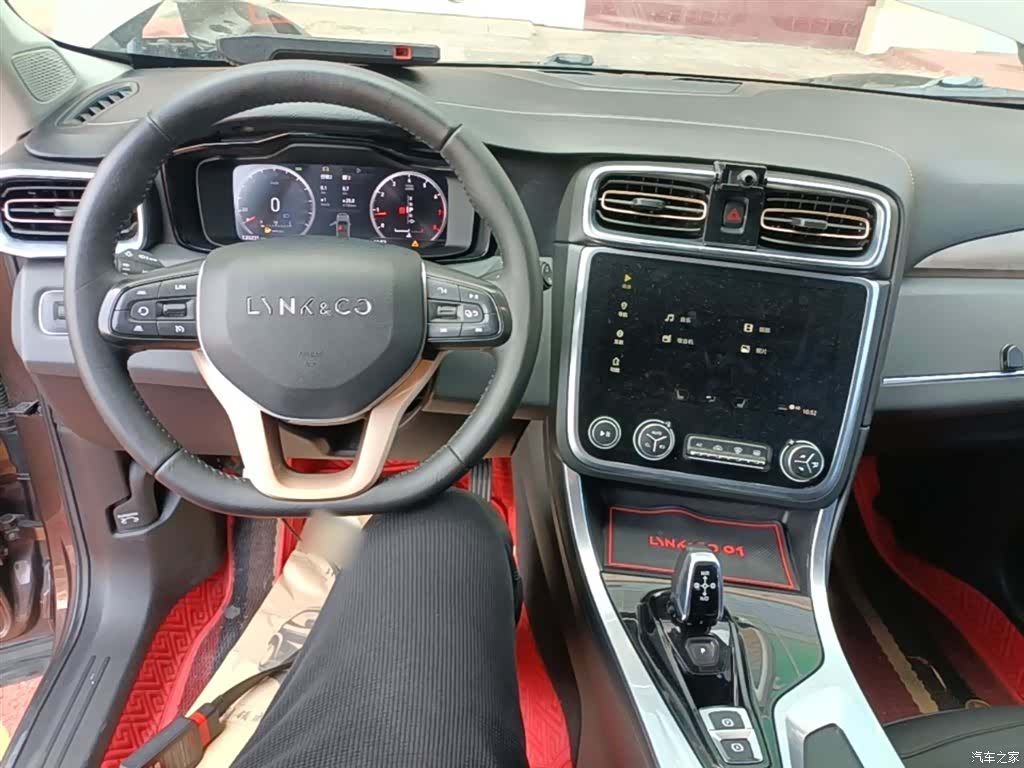 Lynk & Co 01, 2018 10