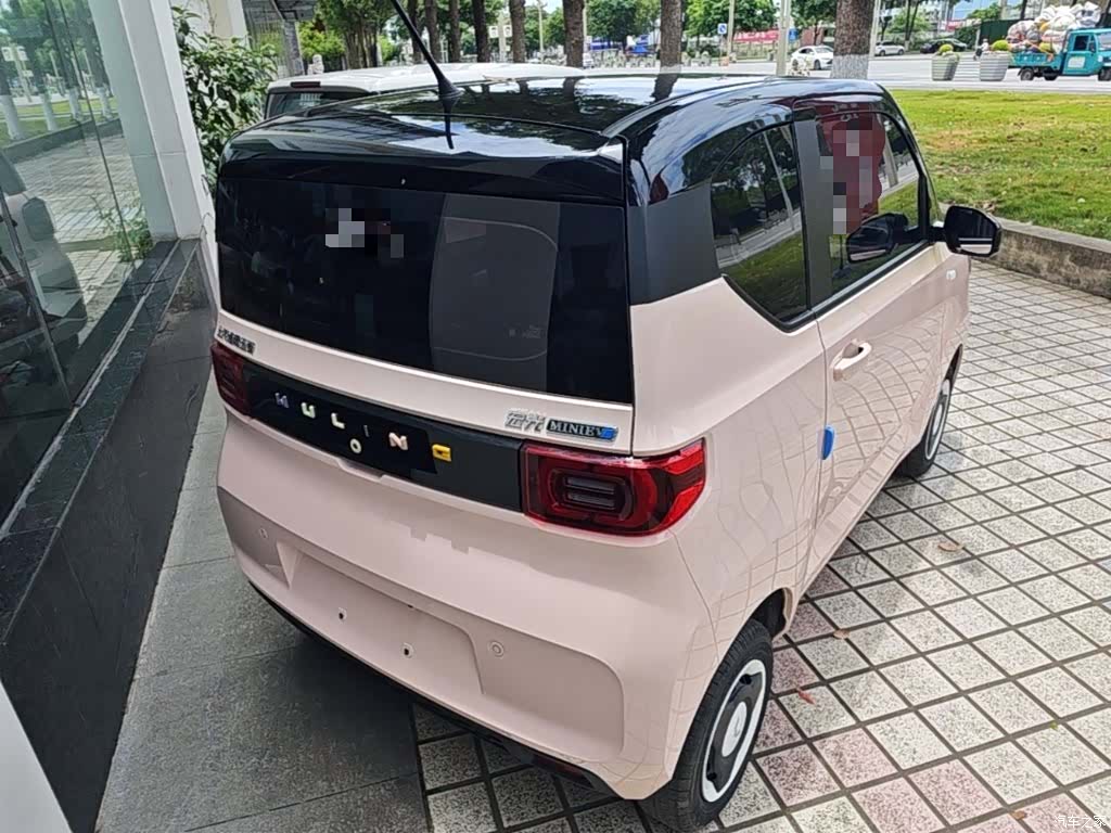 Wuling MINIEV, 2023 7
