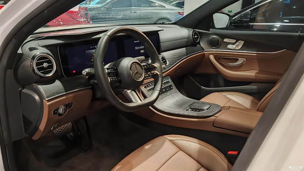 Mercedes-Benz E-Class, 2023 15