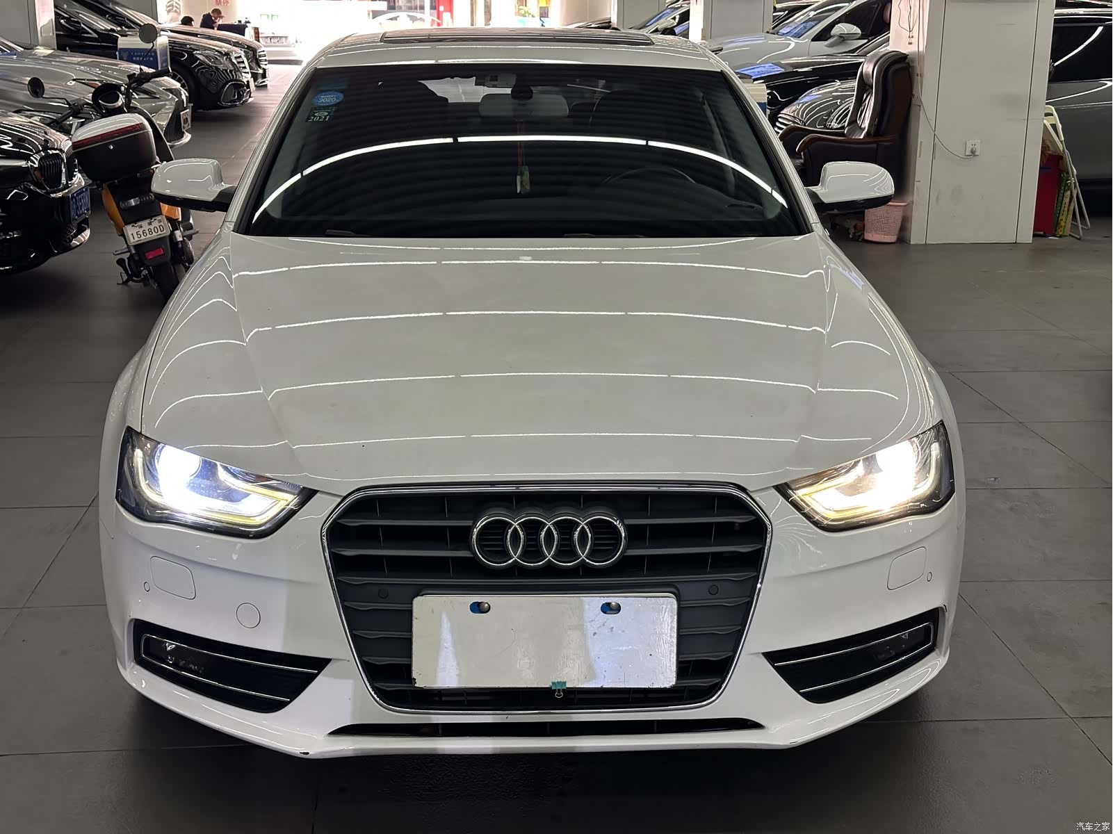 Audi A4L, 2015 2