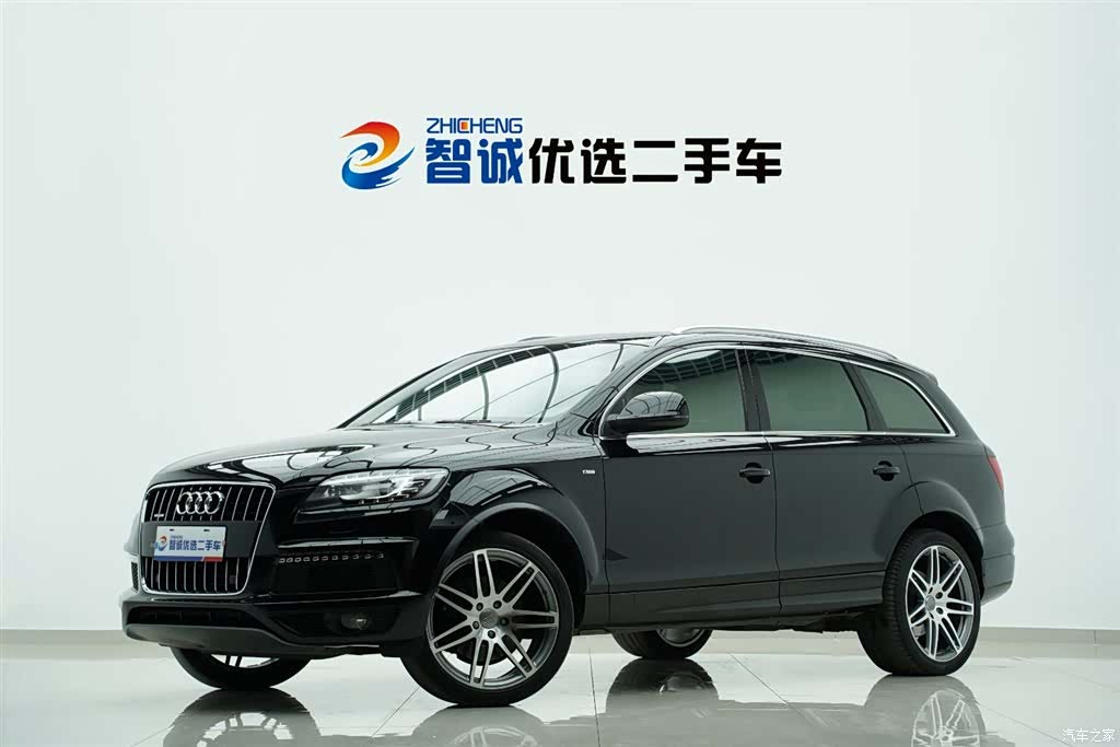 Audi Q7, 2011 1
