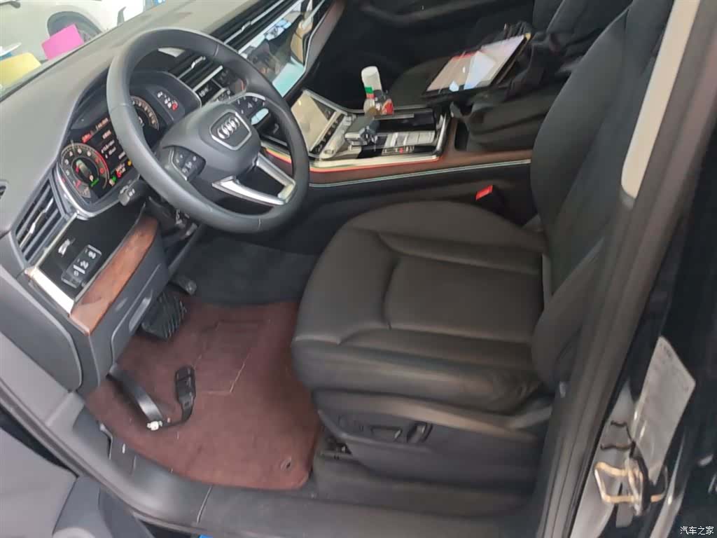 Audi Q7, 2022 15