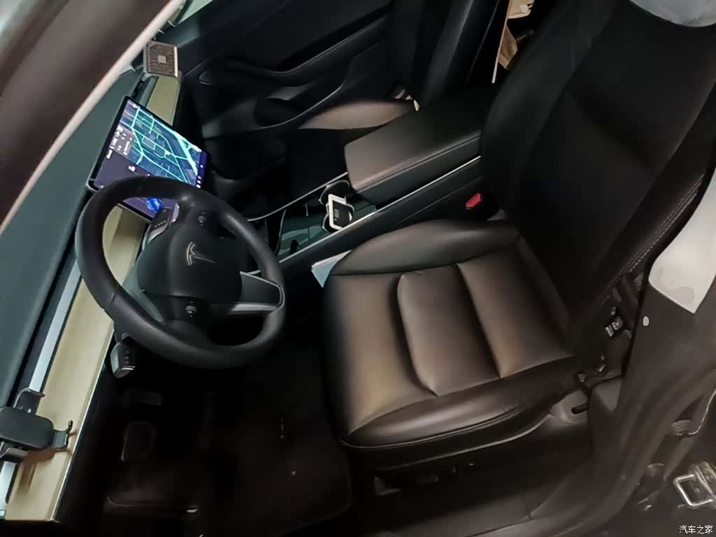Tesla Model 3, 2020 15
