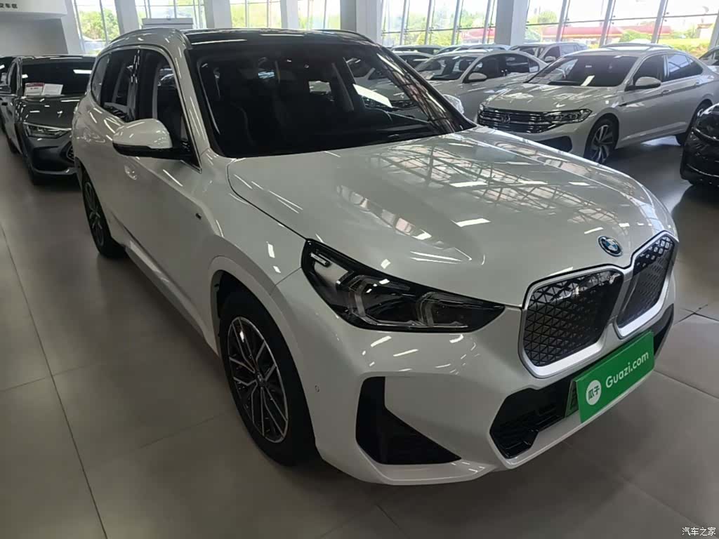 BMW iX1, 2024 22