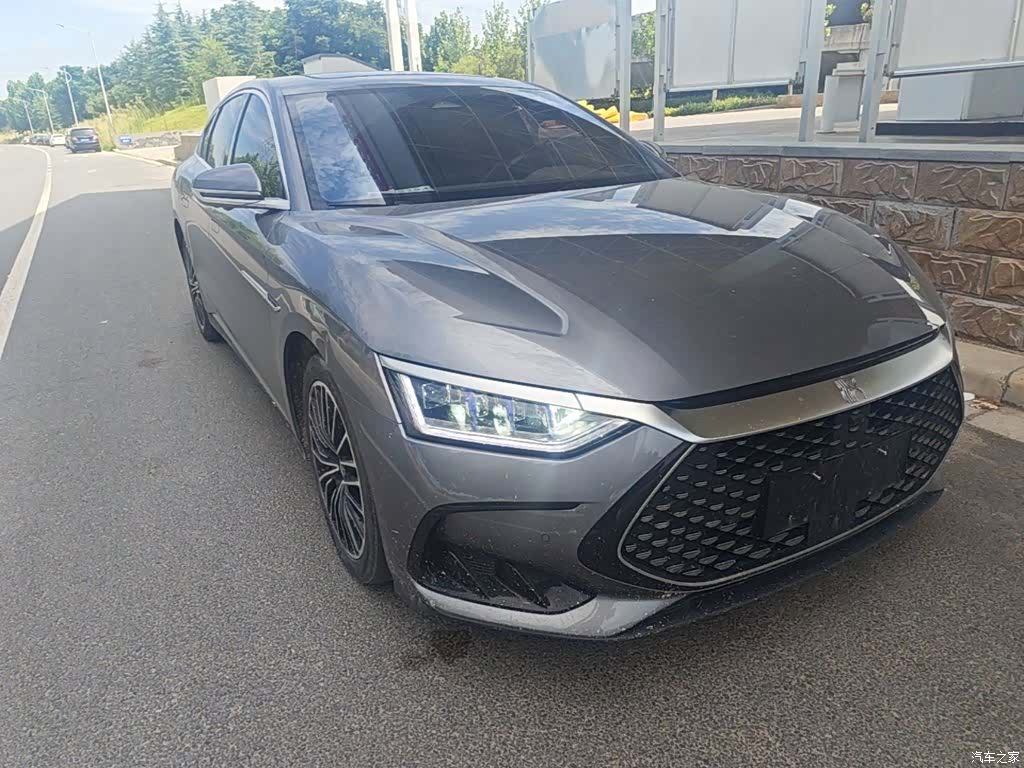 BYD Han, 2023 4
