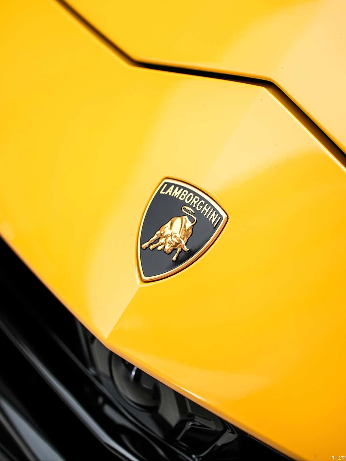Lamborghini Urus, 2023 7