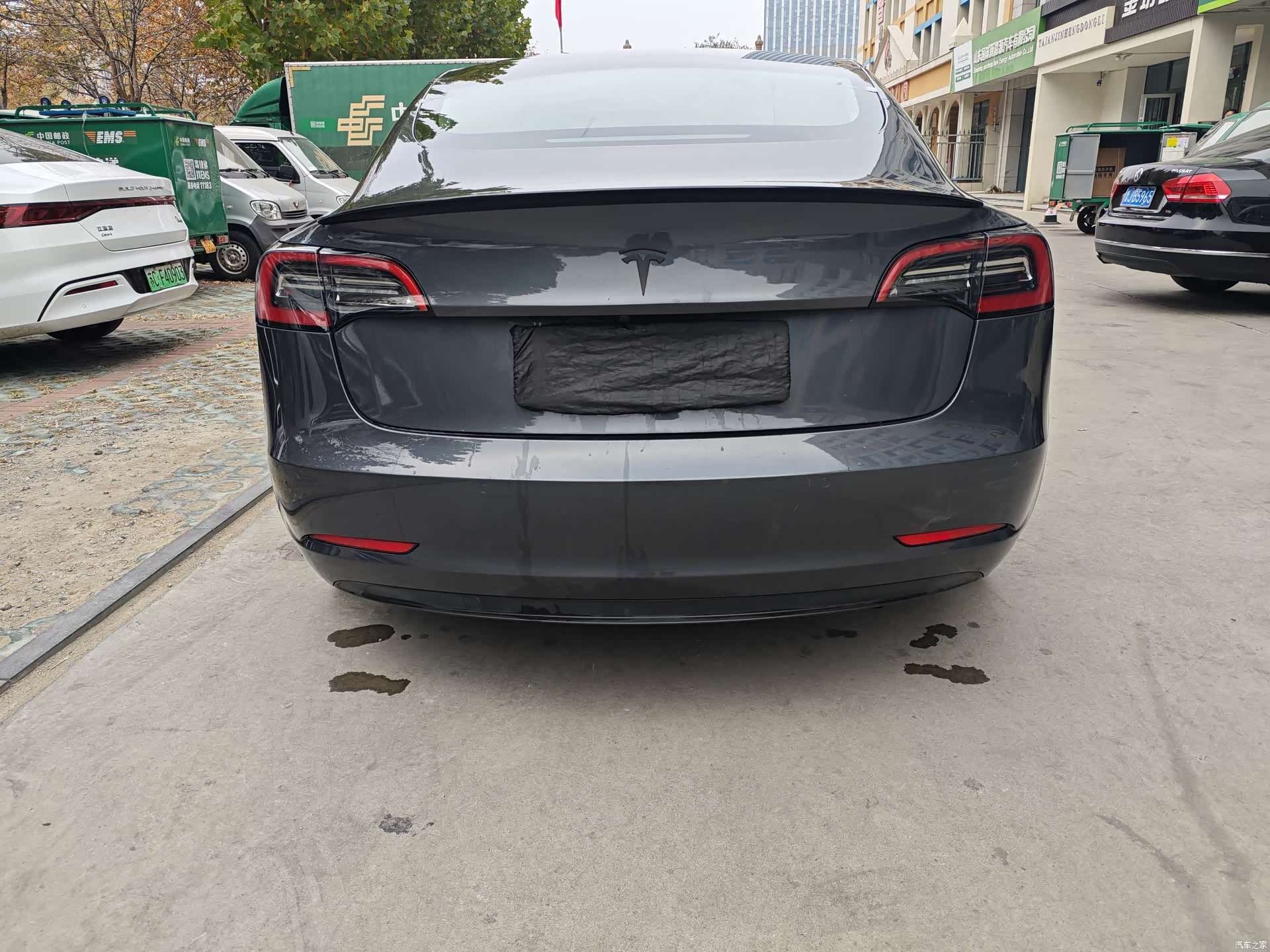 Tesla Model 3, 2023 все фото