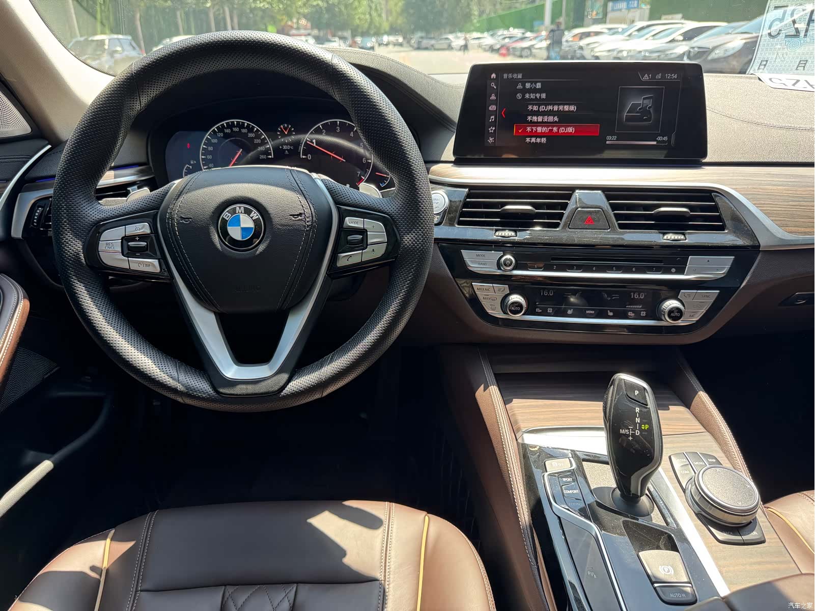 BMW 5 Series, 2019 11