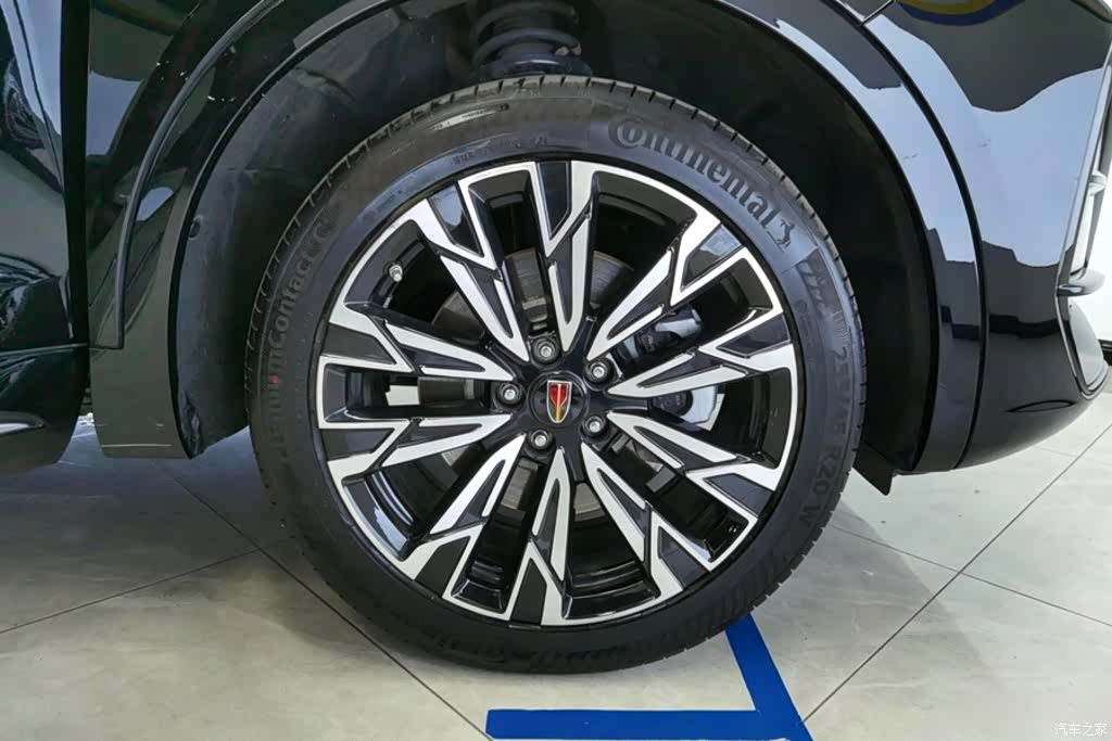 Hongqi HS5, 2024 6