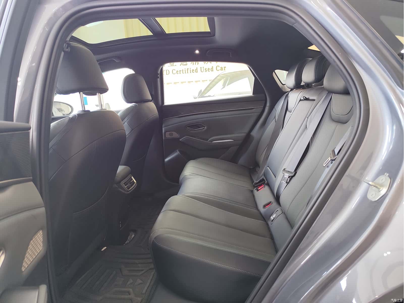BYD Qin, 2025 10