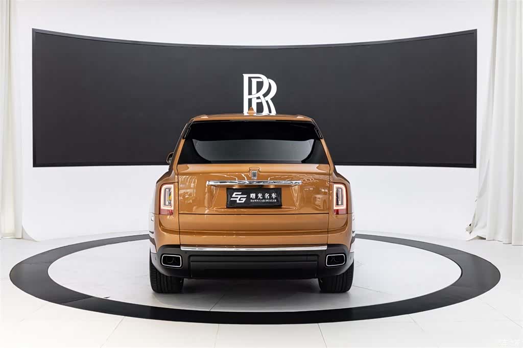 Rolls-Royce Cullinan, 2024 6
