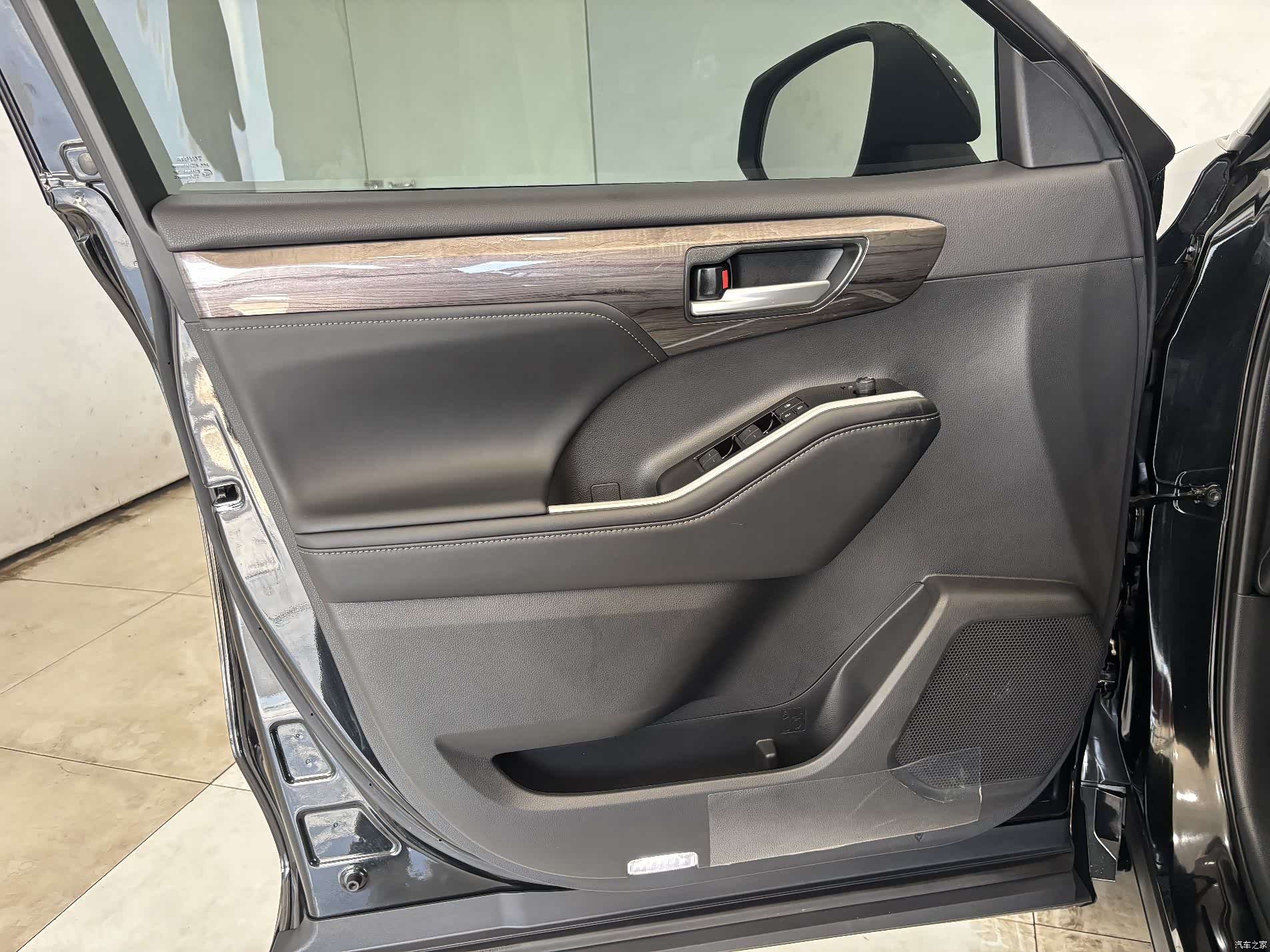 Toyota Highlander, 2024 11
