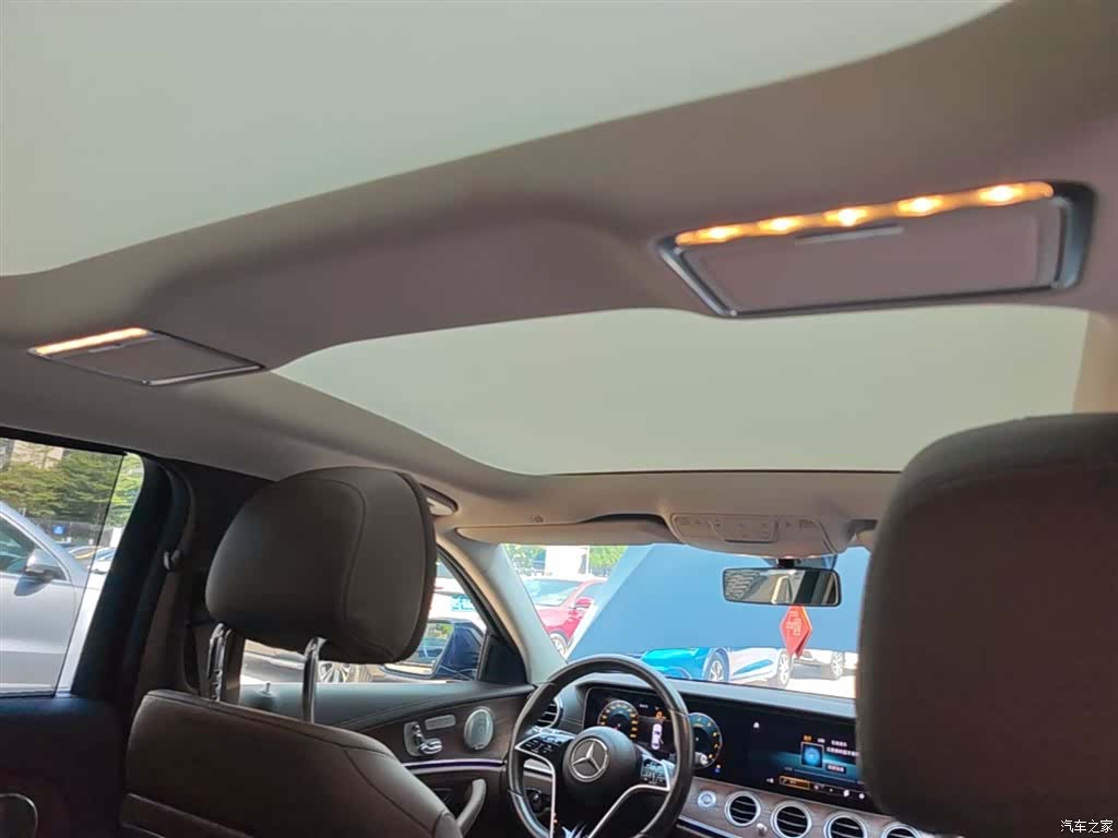 Mercedes-Benz E-Class, 2023 18