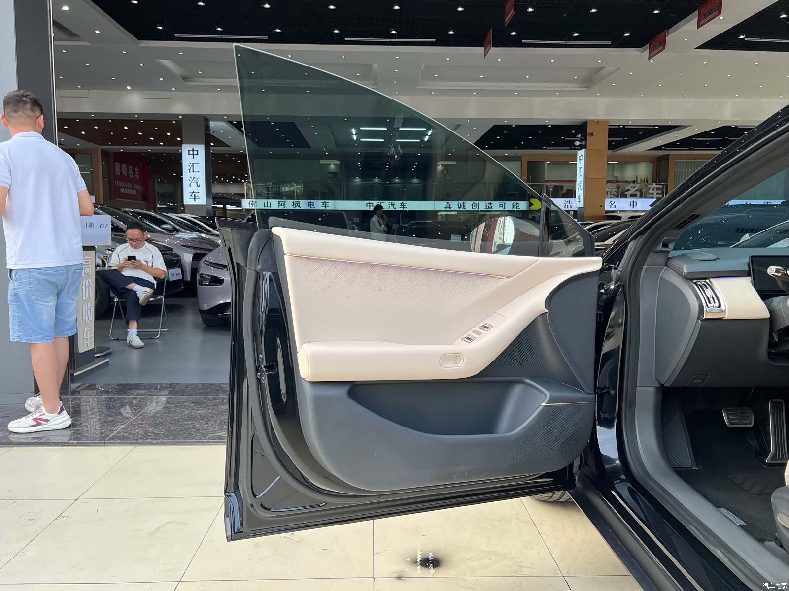 Xpeng P7, 2025 17