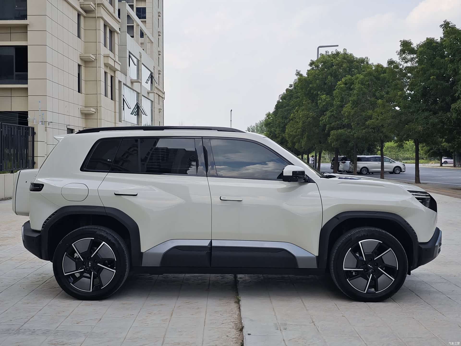 Fang Cheng Bao 3, 2025 9