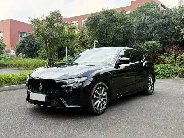 Maserati Levante 2019 — купить из Китая под заказ