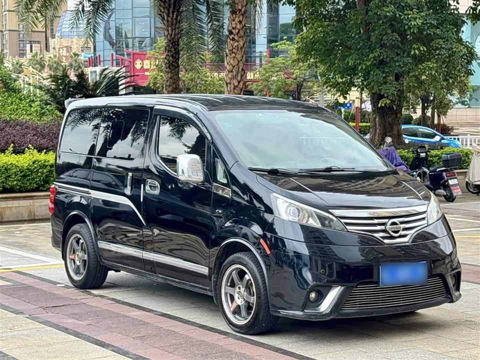 Nissan NV200 Nissan NV200