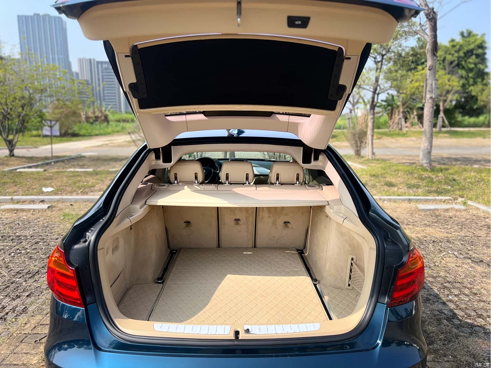 BMW 3 Series, 2014 15
