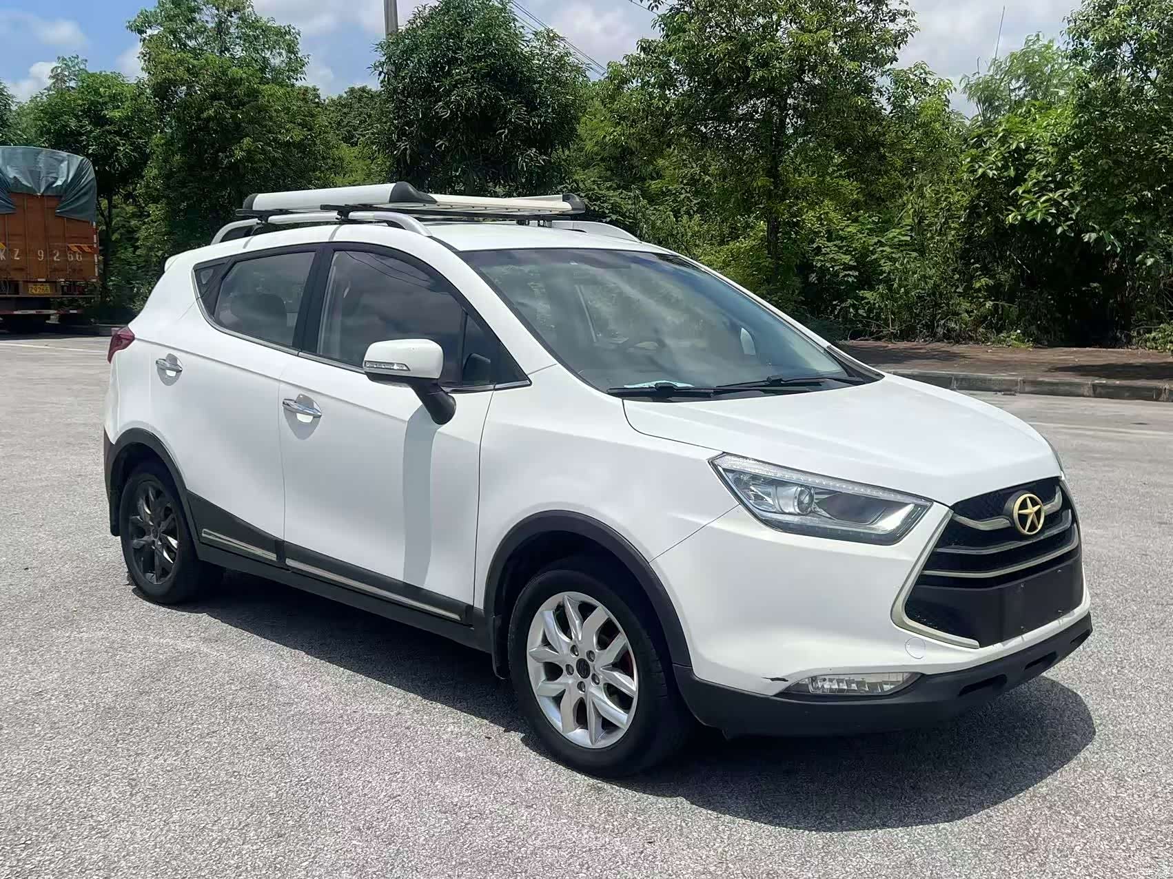 JAC S3, 2015 3