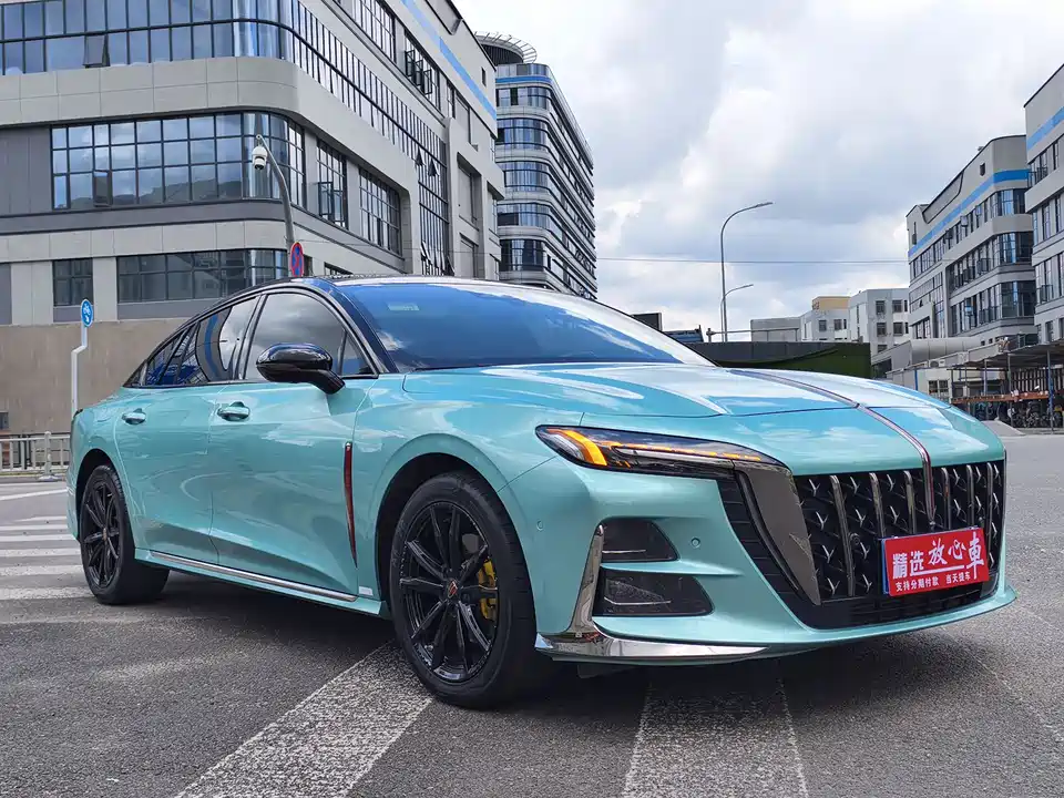 Hongqi H6