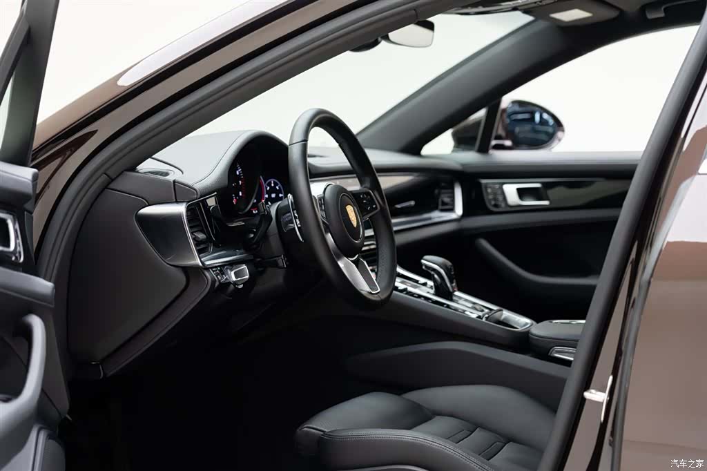Porsche Panamera, 2018 8