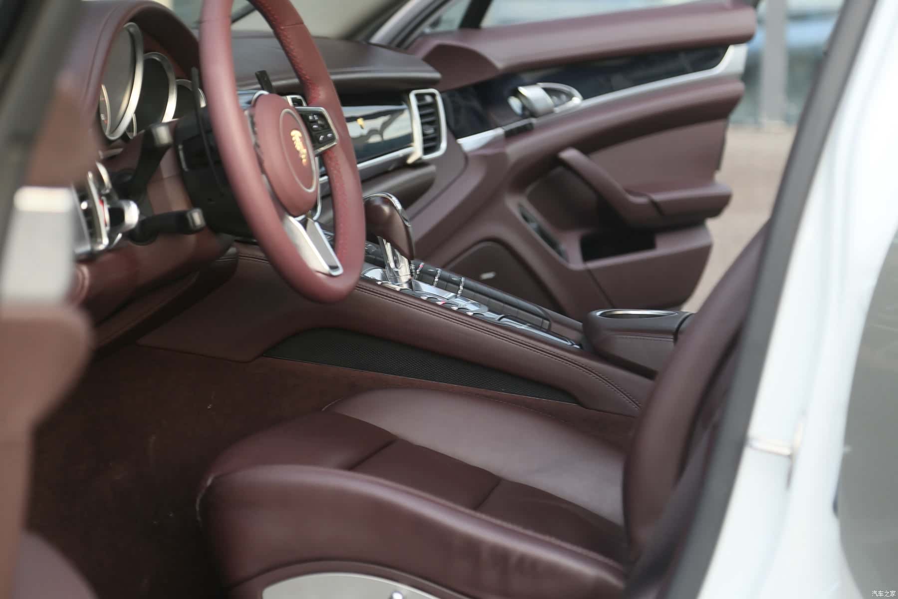 Porsche Panamera, 2015 9