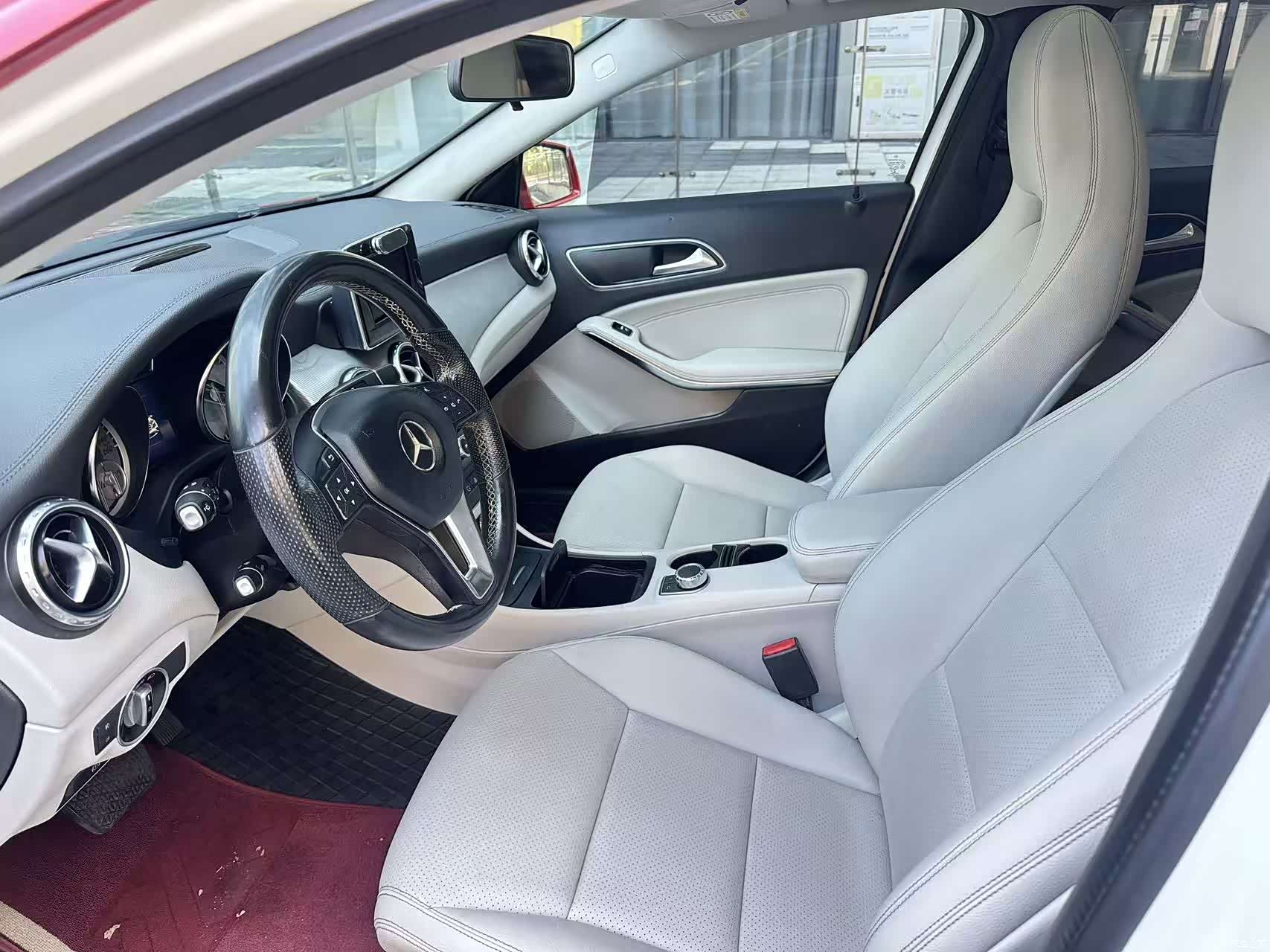 Mercedes-Benz GLA, 2015 6