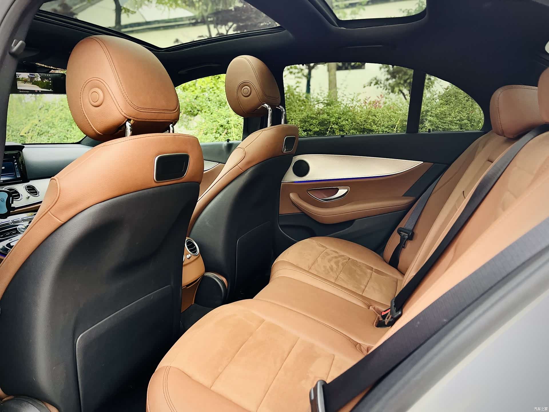 Mercedes-Benz E-Class, 2017 15