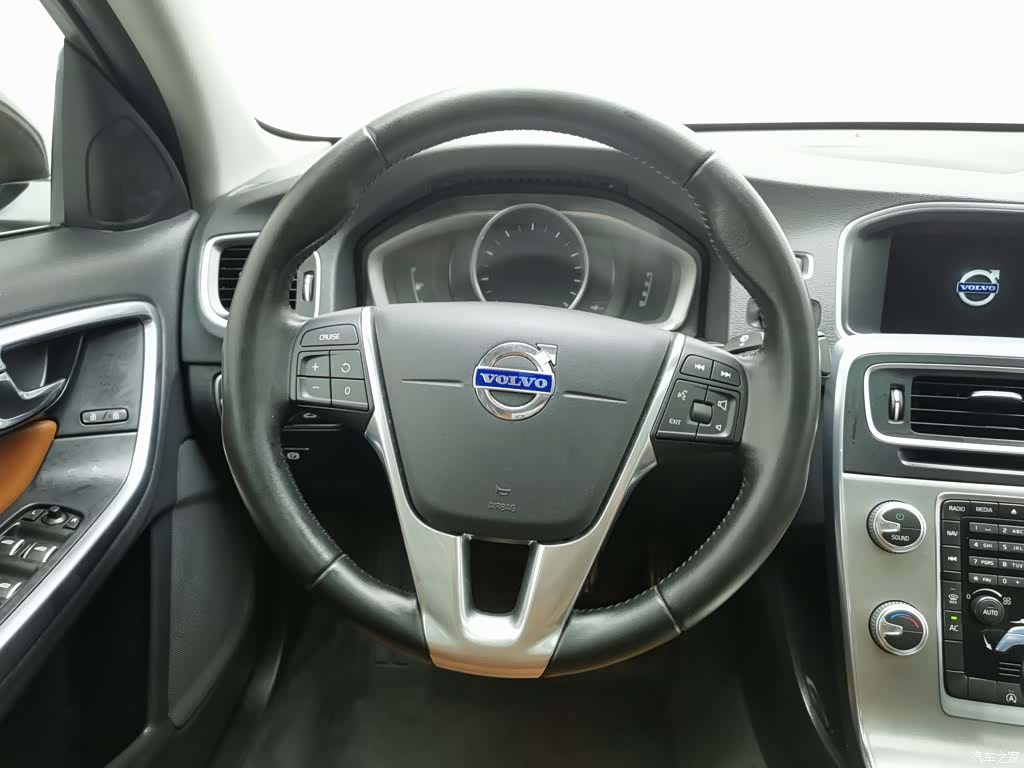 Volvo S60, 2016 11
