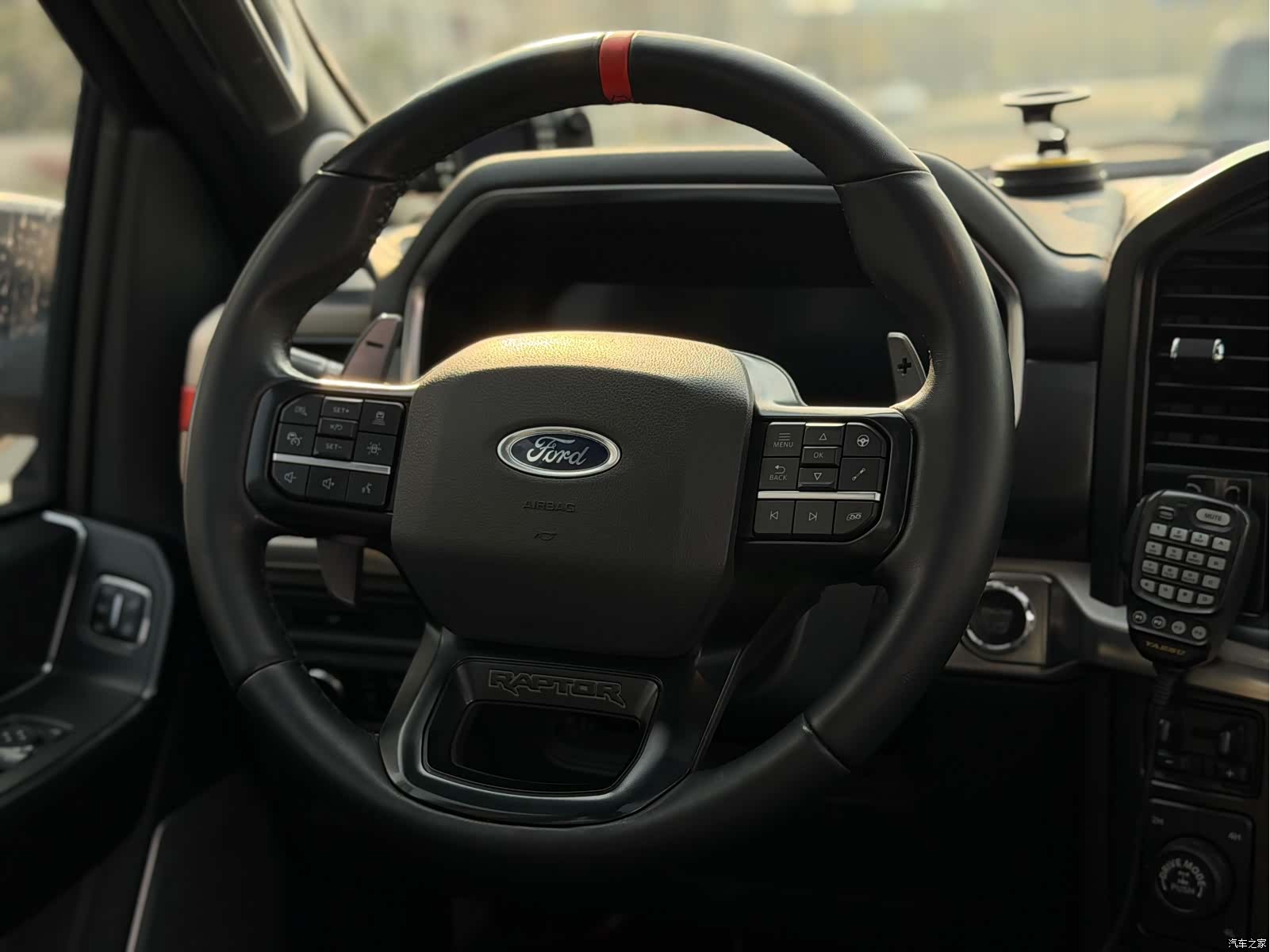 Ford F-150, 2023 12