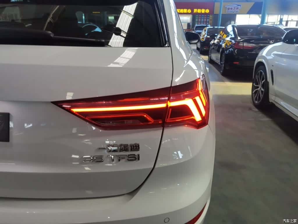 Audi Q3, 2019 8