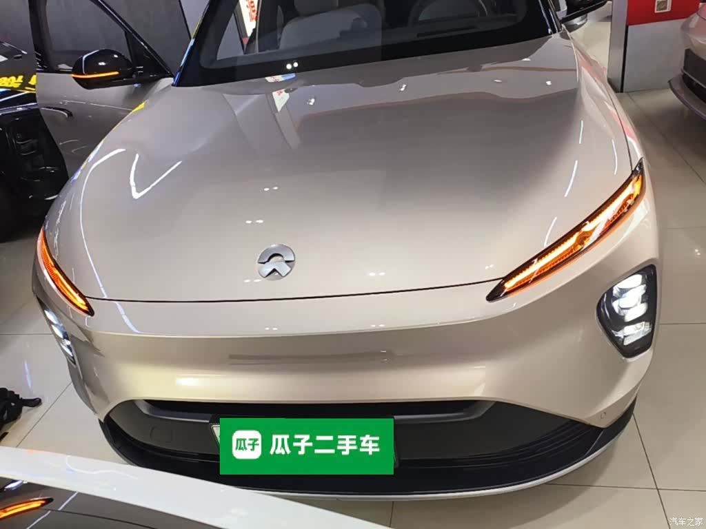 NIO ES8, 2023 3