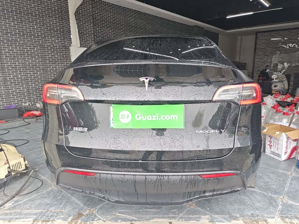 Tesla Model Y, 2023 6