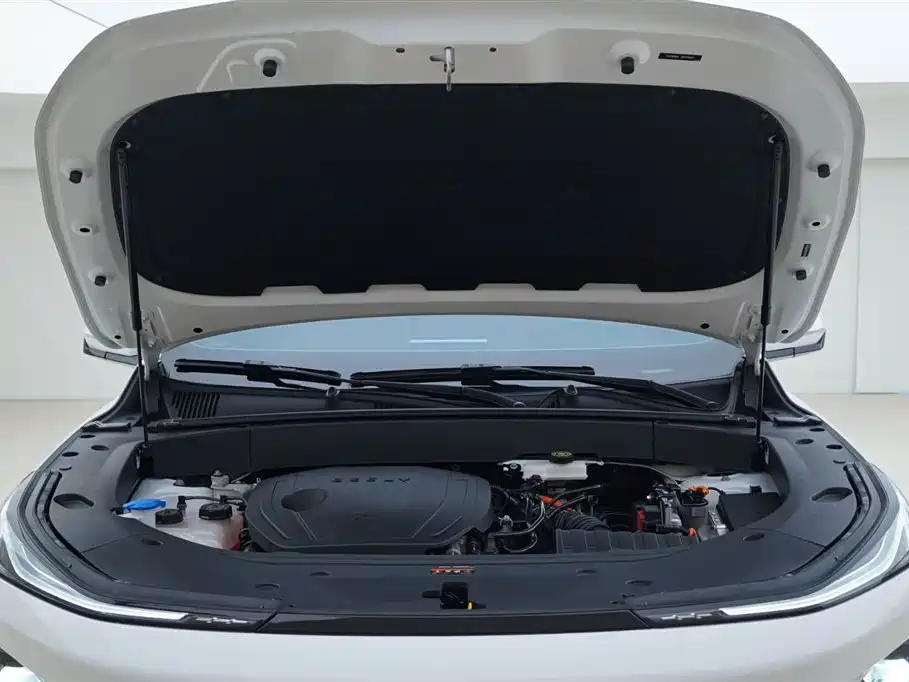 Geely Galaxy Galaxy L7