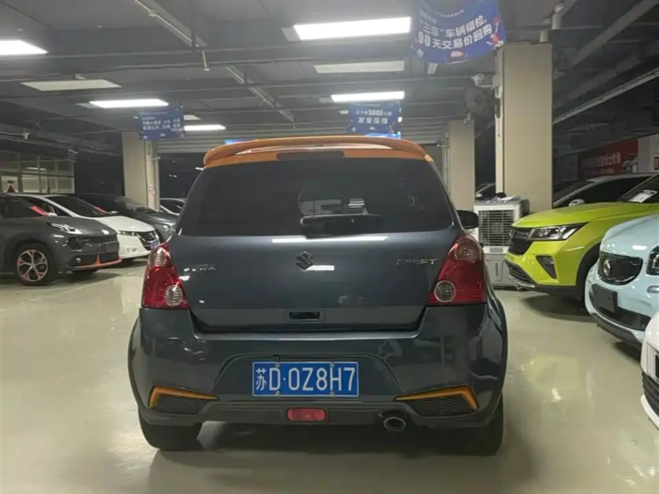 Suzuki Swift Suzuki Swift