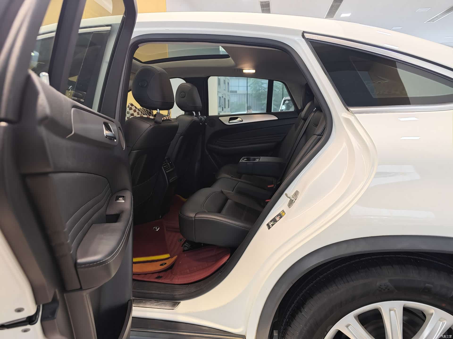Mercedes-Benz GLE, 2016 25