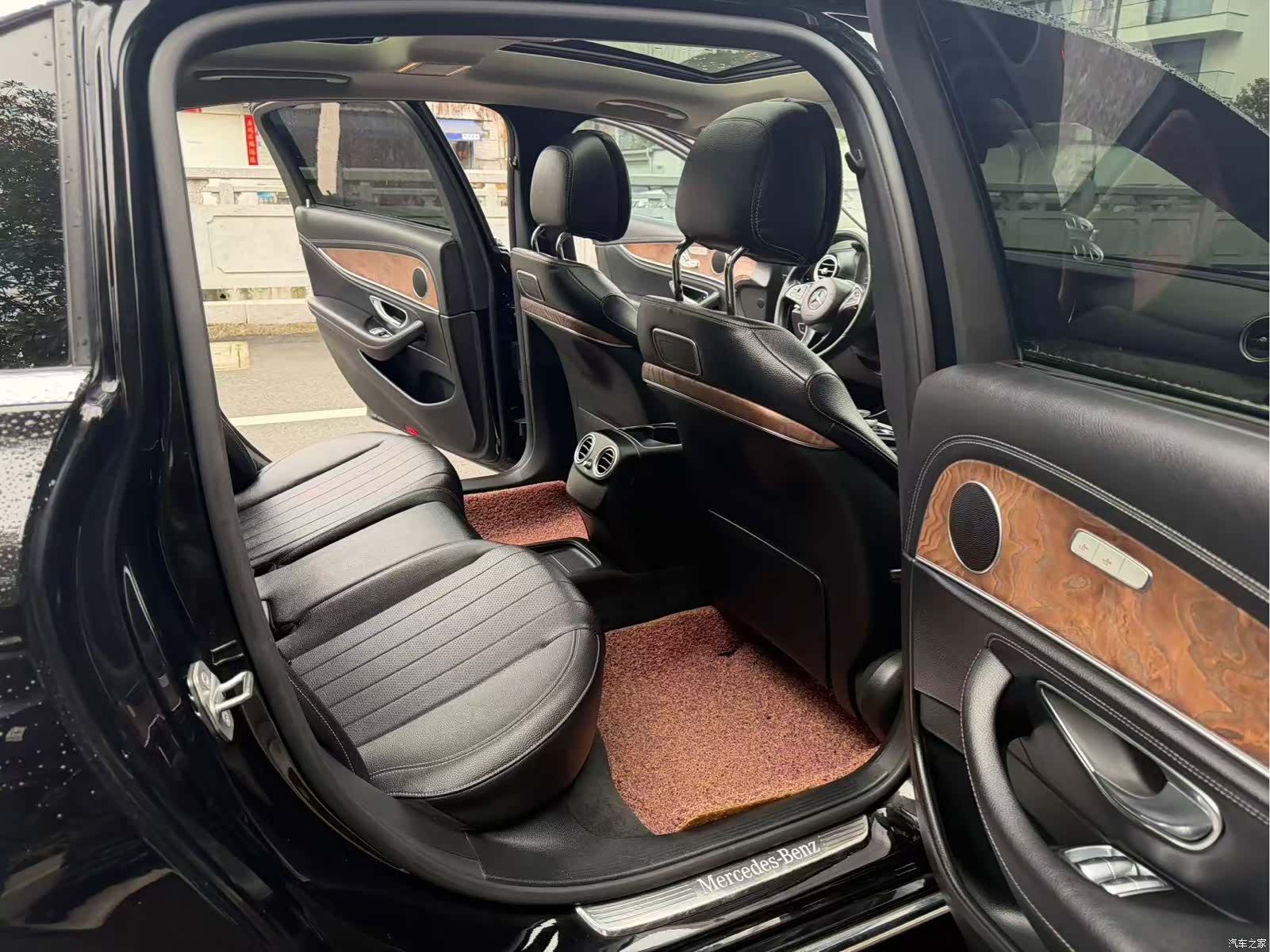 Mercedes-Benz E-Class, 2016 10