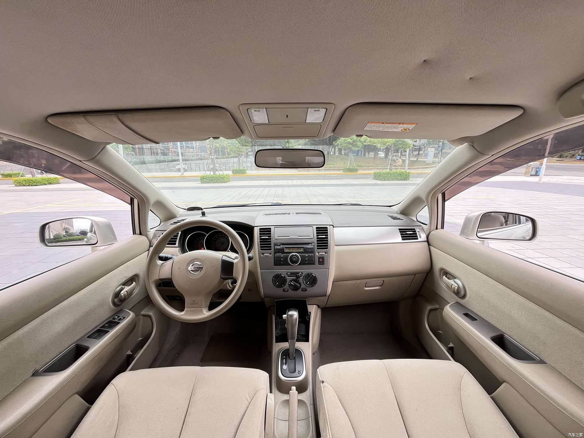 Nissan 1.6JS, 2005 9
