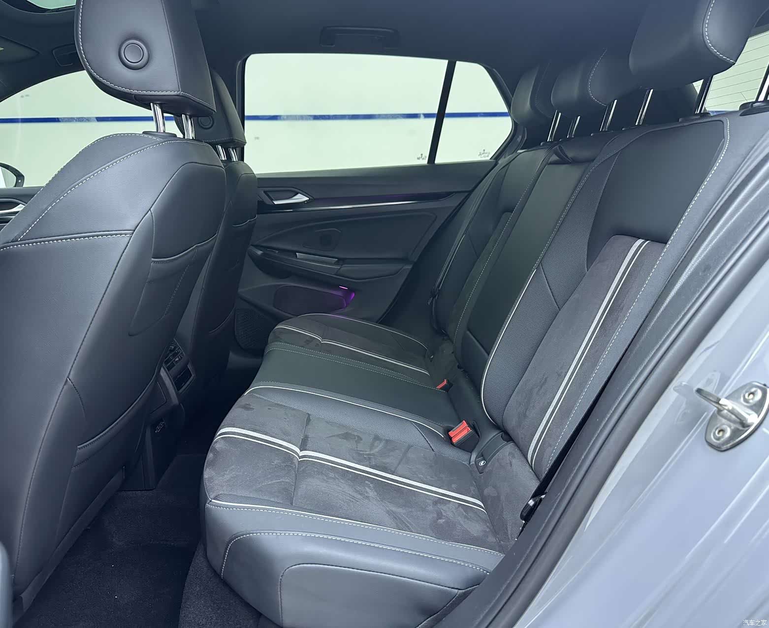 Volkswagen Golf, 2022 9
