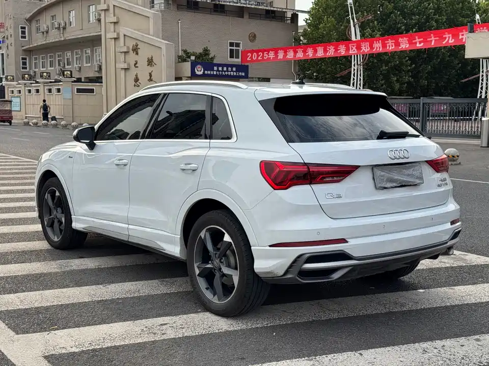 Audi Q3 Audi Q3