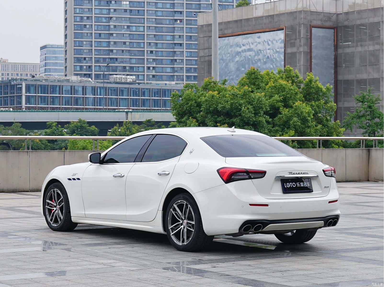 Maserati Ghibli, 2022 3