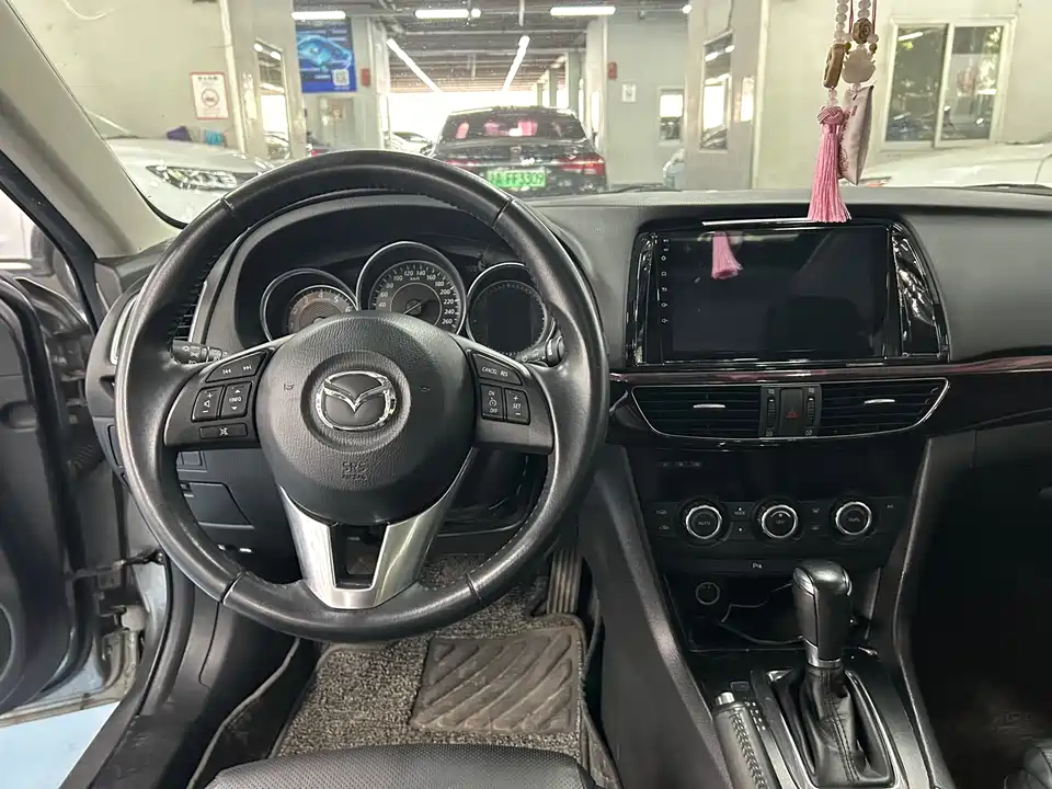 Mazda Atez