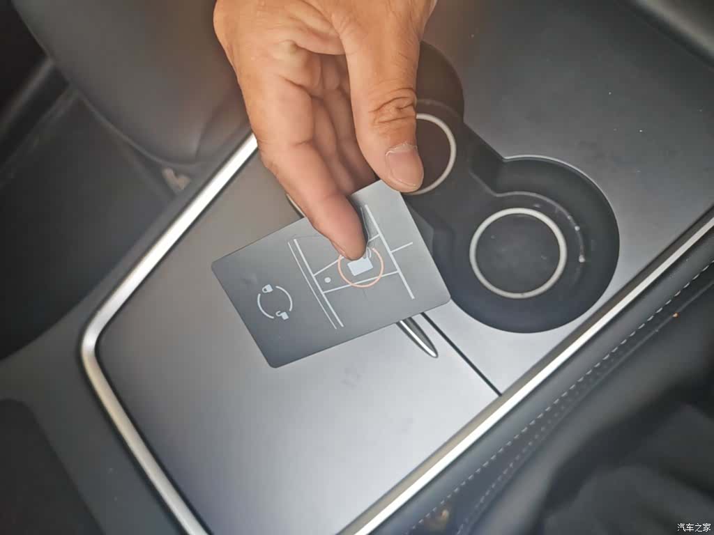 Tesla Model Y, 2022 9