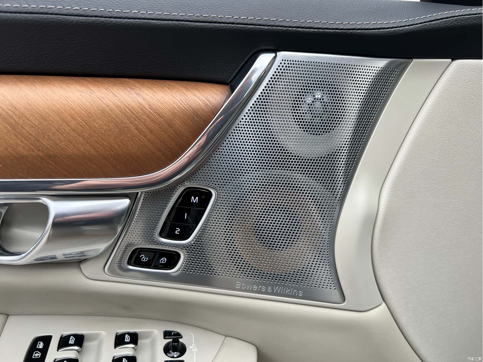 Volvo S90, 2019 21