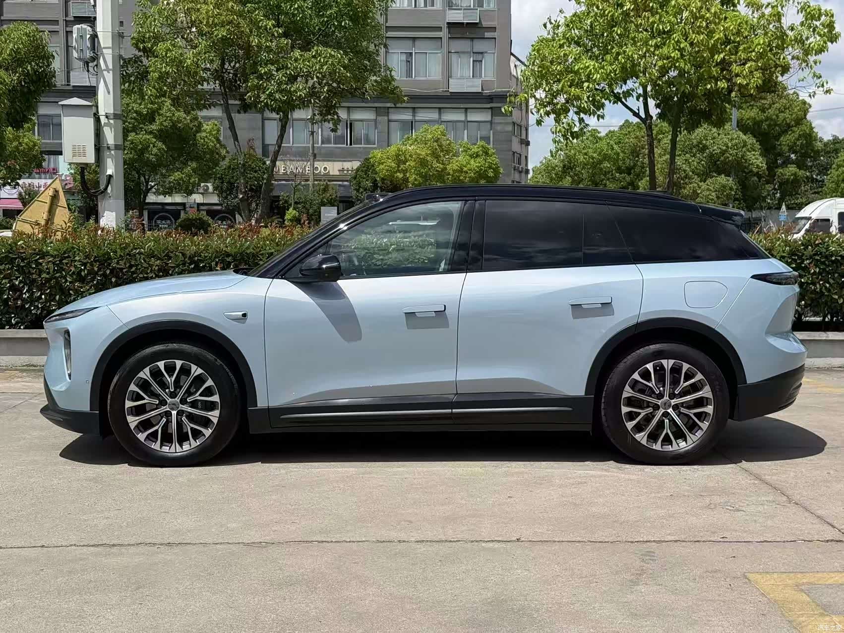 NIO ES6, 2023 3