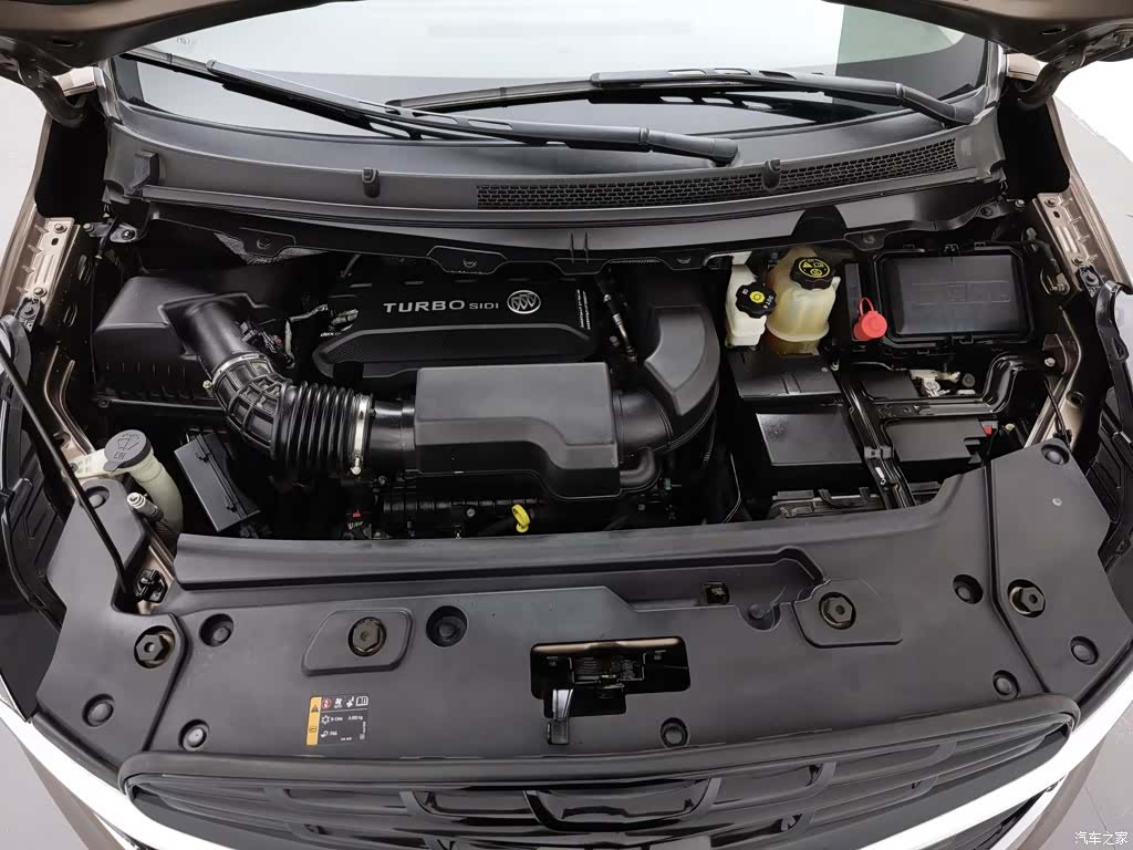Buick GL8, 2020 6