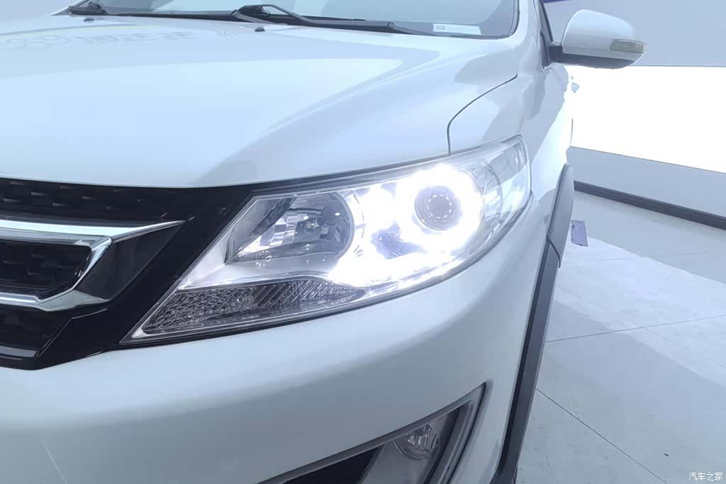 DongFeng AX3, 2016 все фото