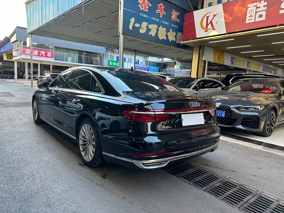 Audi A8 Audi A8