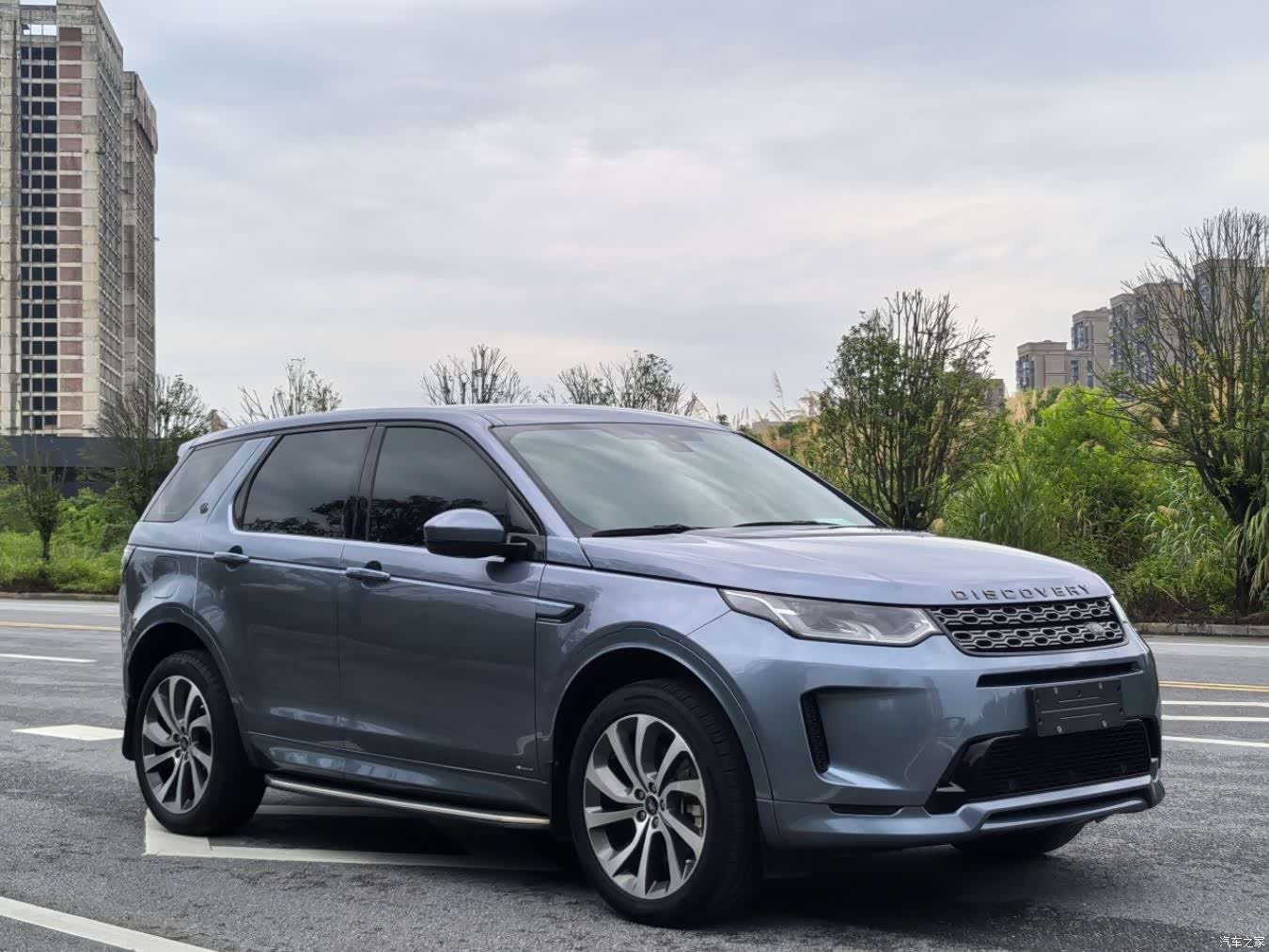 Land Rover Discovery, 2020 3